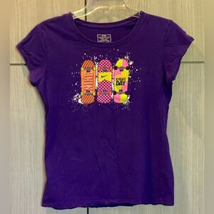 Nike Skateboard Graphic Tee T-shirt Youth size XL/Ladies Size XS/S